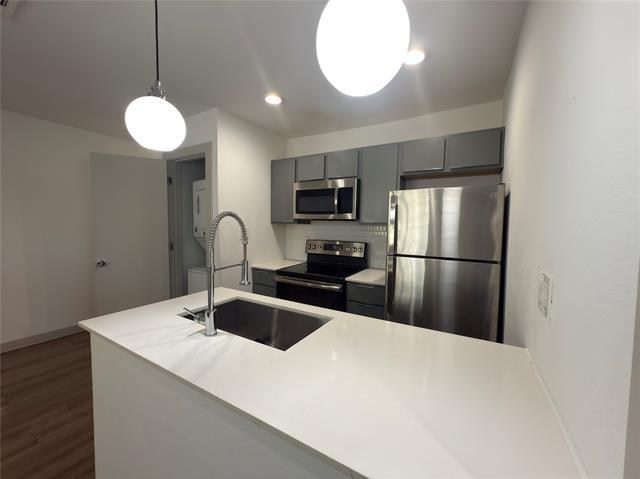 Building Photo - 4526 Munger Ave