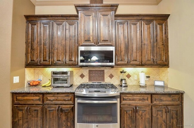 Building Photo - 2418 Grey Reef Dr