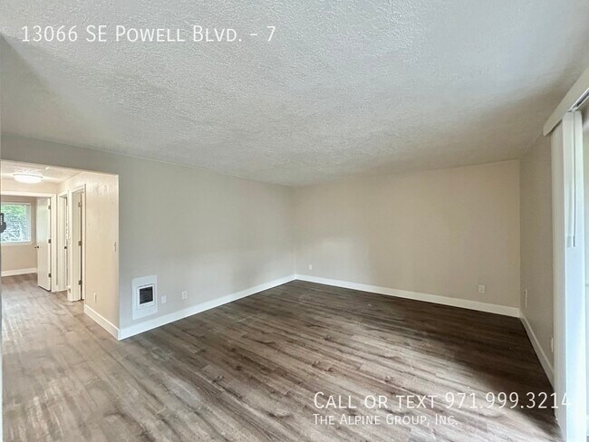 Building Photo - 13066 SE Powell Blvd