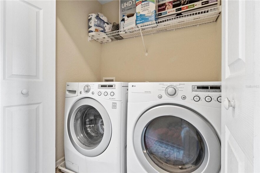 Building Photo - STONEBRIDGE LAKES 3 bed 2 1/2 bath