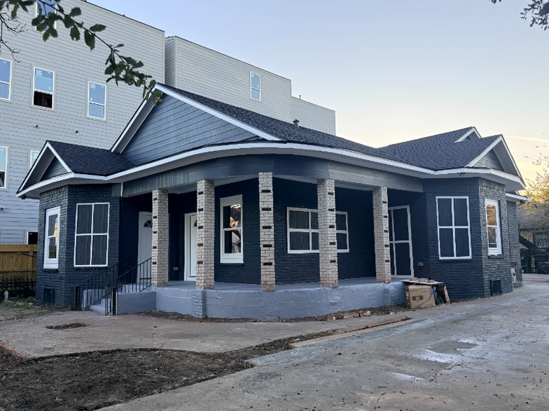 Building Photo - 1519 McKee St