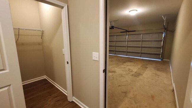 Building Photo - 5099 Mars Hill Rd