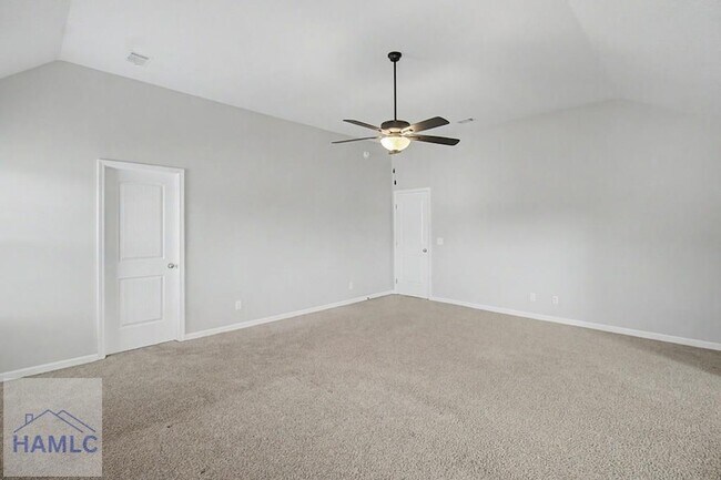 Building Photo - 18 Sunflower Cir NE