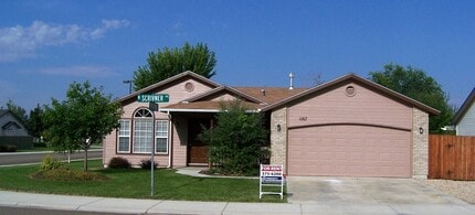 Building Photo - NW Meridian 3 bdrm Home for Rent with RV s...