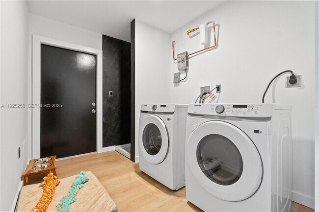 Building Photo - 16145 NW 20th Ave