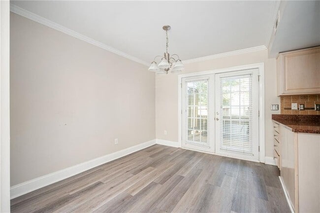 Building Photo - 31 Villa Ct SE