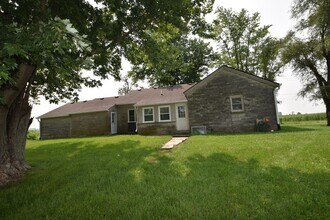 Building Photo - 3 Bedroom Home in the Country