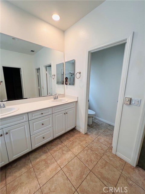 Building Photo - 3022 E Via Corvina