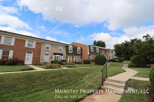 Building Photo - Updated 2 Bedroom Townhome in Whiskey Bottom!