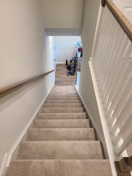 Building Photo - 439 Richfield Way