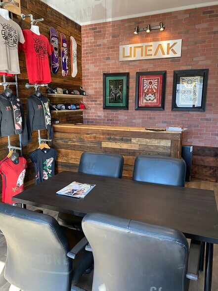 Building Photo - 120 N Pacific St