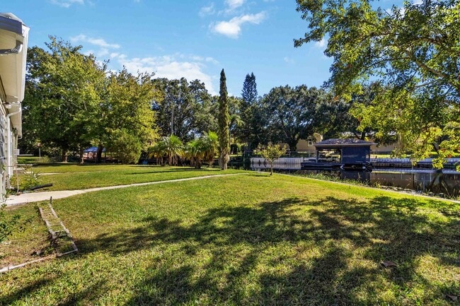 Building Photo - Charming 2BR/2BA Waterfront Home for Rent ...