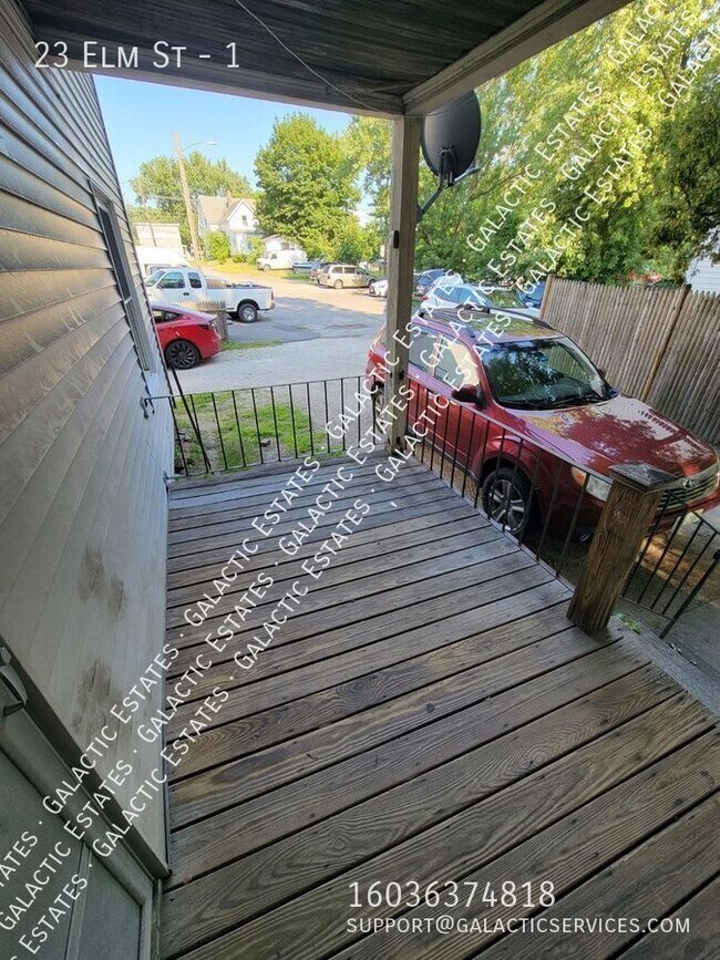 Building Photo - 23 Elm St