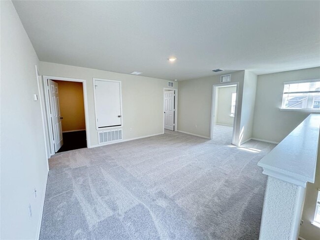 Building Photo - 596 Papaya Dr