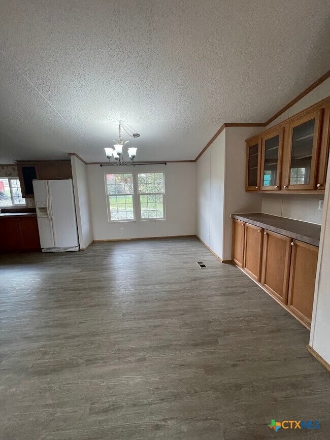 Building Photo - 1201 Island View Dr