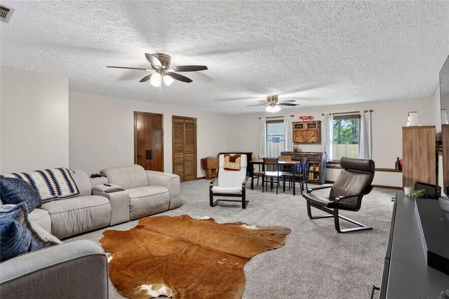 Building Photo - 2562 Kennesaw Springs Ct