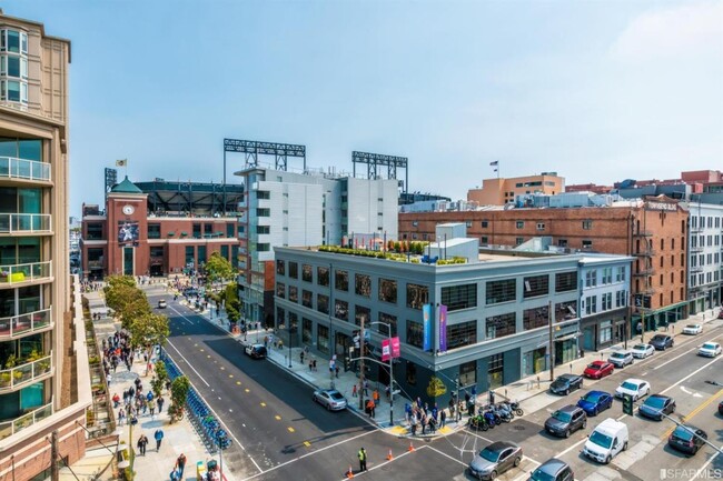 View from Rooftop - 88 Townsend St