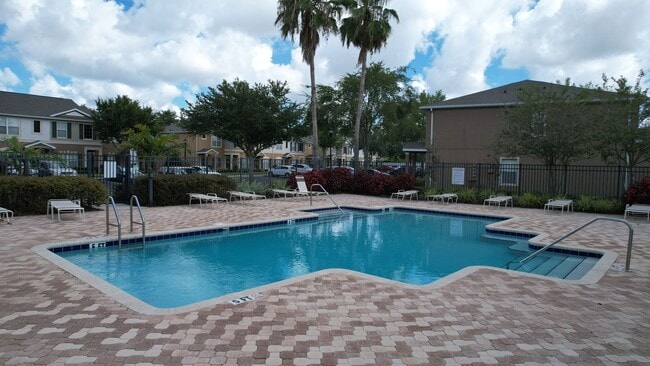 Building Photo - 2 Bedroom - 2.5 Bathroom - Gated Community...