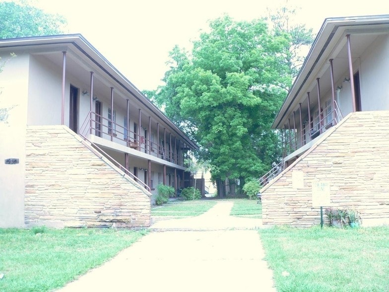 Building Photo - Case De Marco Apartments