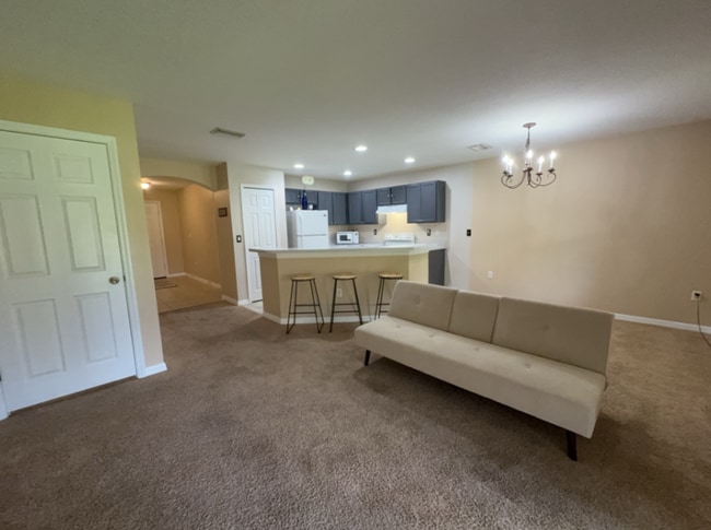 Building Photo - 2516 Oleander Lakes Dr