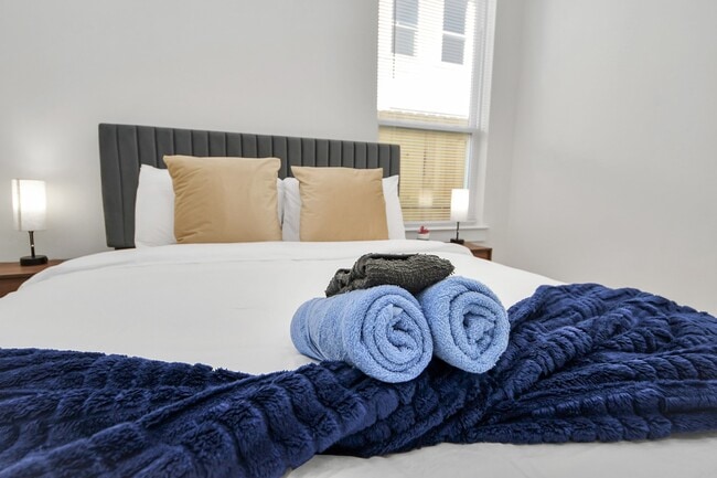 Building Photo - 3907 Maggie St