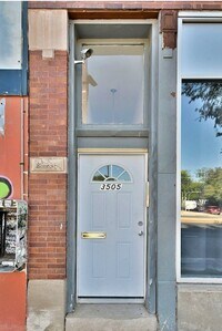 Building Photo - 3505 W North Ave