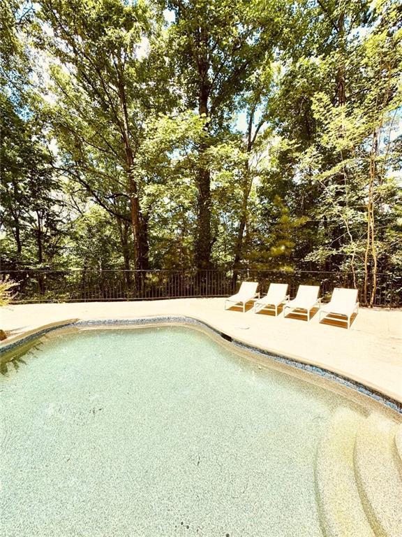 Building Photo - 175 River Ct Pkwy