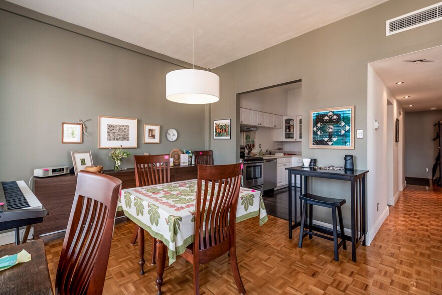 Building Photo - 1400 Kenesaw Ave