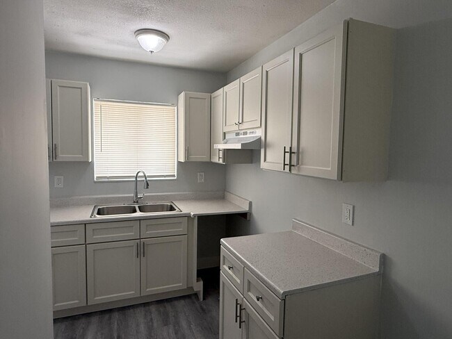 Building Photo - 3525 Avenue J
