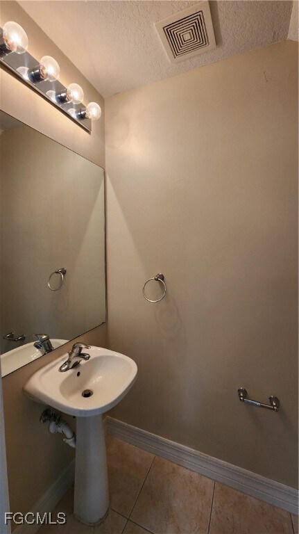 Building Photo - 16141 Via Solera Cir