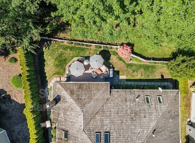 Building Photo - 5571 178th Ave SE