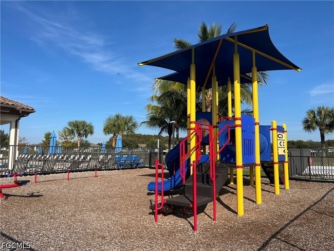 Building Photo - 14662 Cantabria Dr