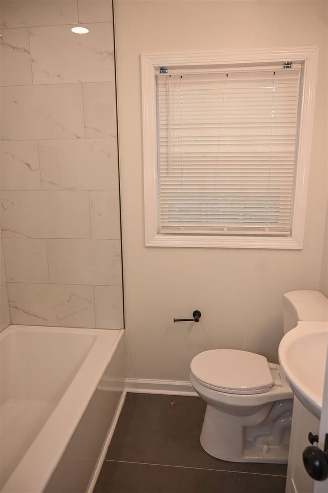 Building Photo - MOVE-IN READY-NORTH-COLUMBUS & FT BENNING ,GA-3 BEDROOMS,2  BATHS