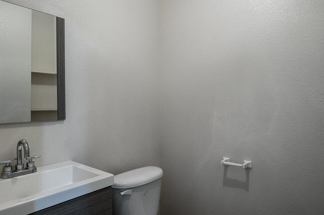 Building Photo - 100 Ramon Cardenas Dr