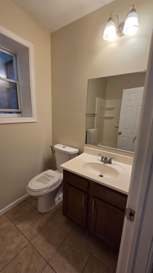 Building Photo - 273 Western Ave