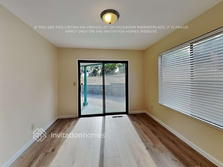 Building Photo - 2805 Rose Ct