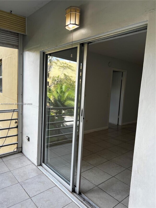 Building Photo - 4111 Stirling Rd