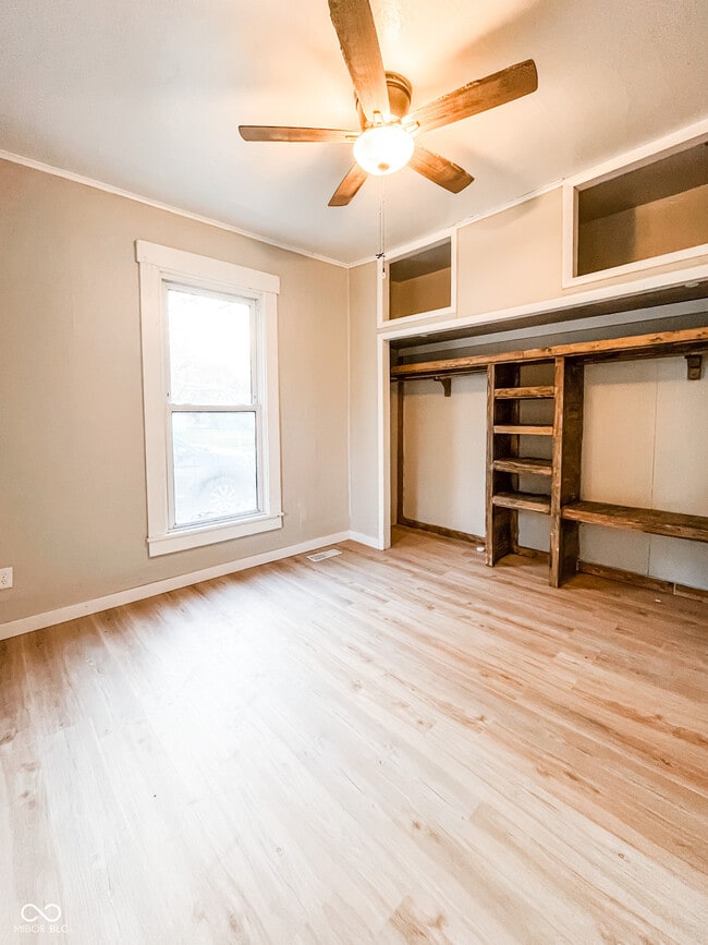 Building Photo - 102 Meridian St