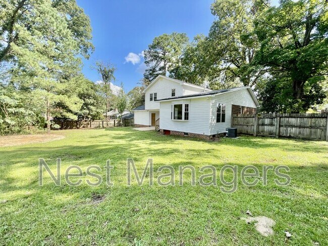 Building Photo - 5651 Dodge Dr