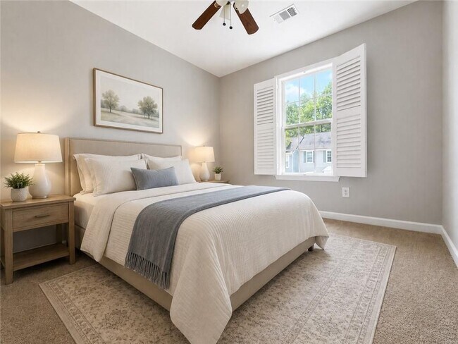Building Photo - 4003 Howell Park Rd