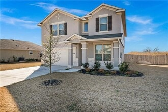 Building Photo - 19004 Elk Horn Dr