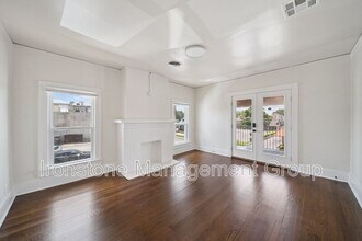 Building Photo - 1435 S Peoria Ave