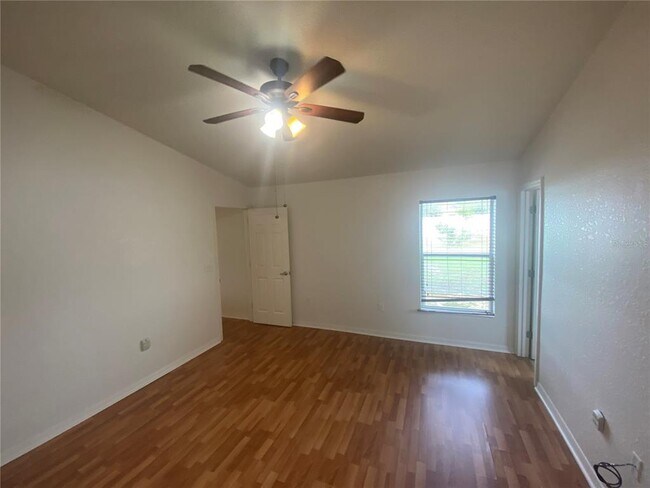 Building Photo - 5403 Great Egret Dr