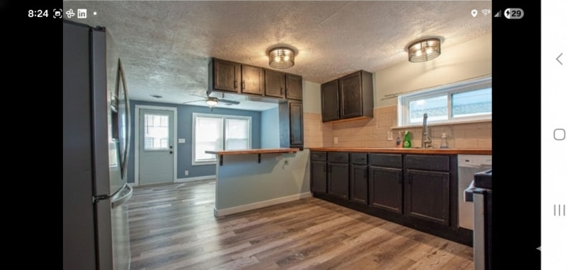 Building Photo - 1230 State St