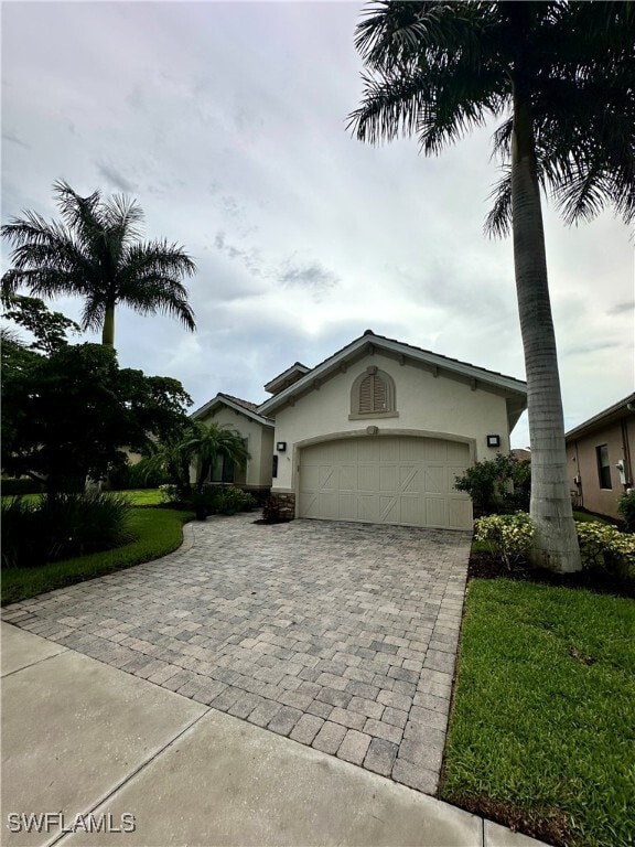 Building Photo - 1581 Serrano Cir