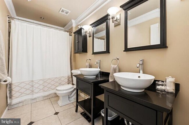 Building Photo - 12104 Guinevere Pl