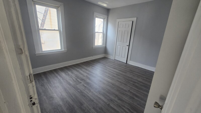 Building Photo - 166 Columbia Ave