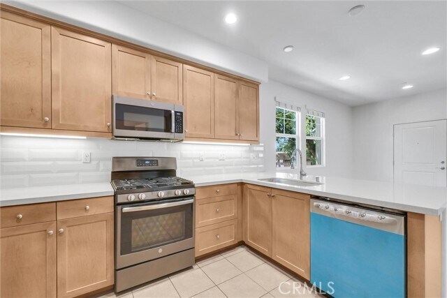Building Photo - 311 N Edenfield Ave