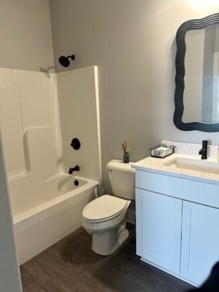 Building Photo - 727 Anjali Ct