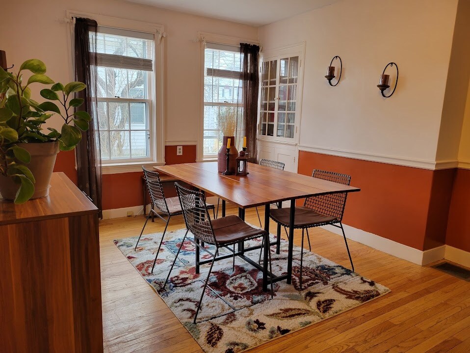 Building Photo - 189 Danielson Pike